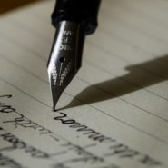 frase escrevendo caneta